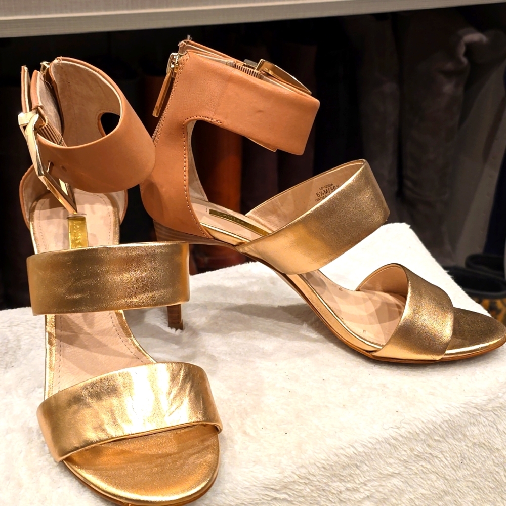 Louise et Cie rose gold and cream sandals